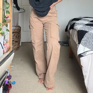 🫶🏽SOLD🫶🏽 Cargo pants